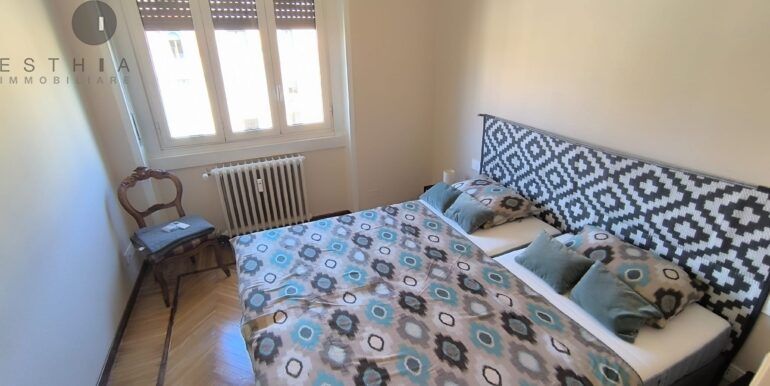 camera1