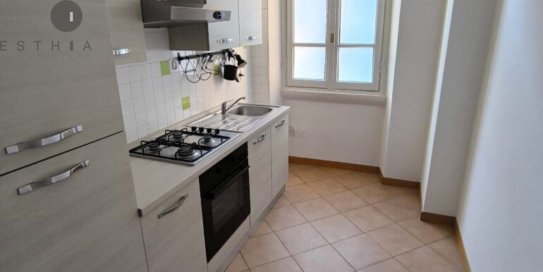 d98feb4f-18f0-4f16-9c93-478ec6e86608