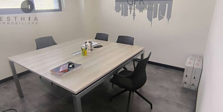 interno8